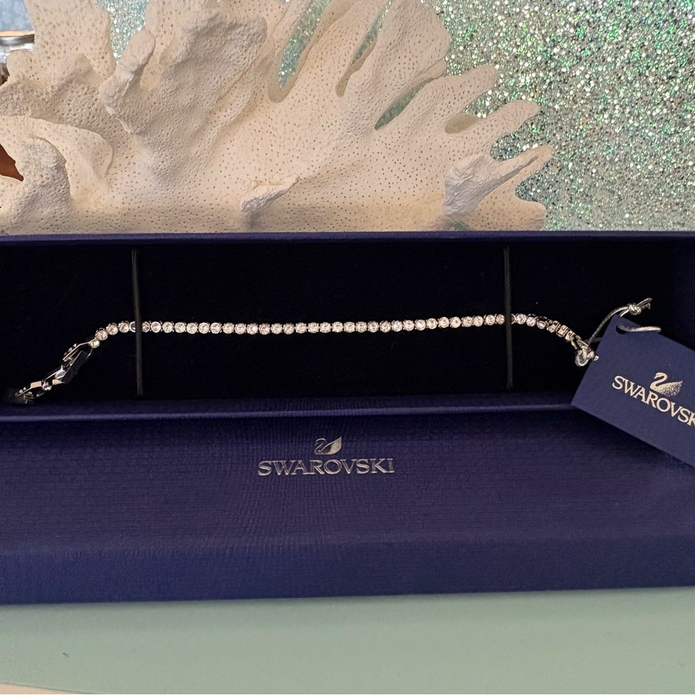 NWT Authentic Stamped Swarovski Imber Emily White Crystals Tennis Bracelet - Picture 5 of 14